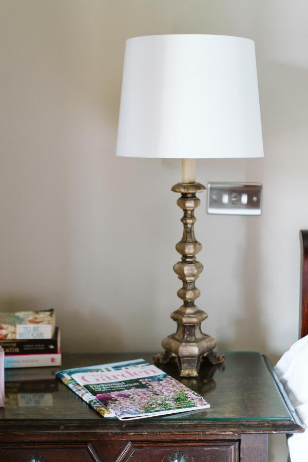 The Apple Rooms - Houghton Lodge สต็อคบริดจ์ ภายนอก รูปภาพ