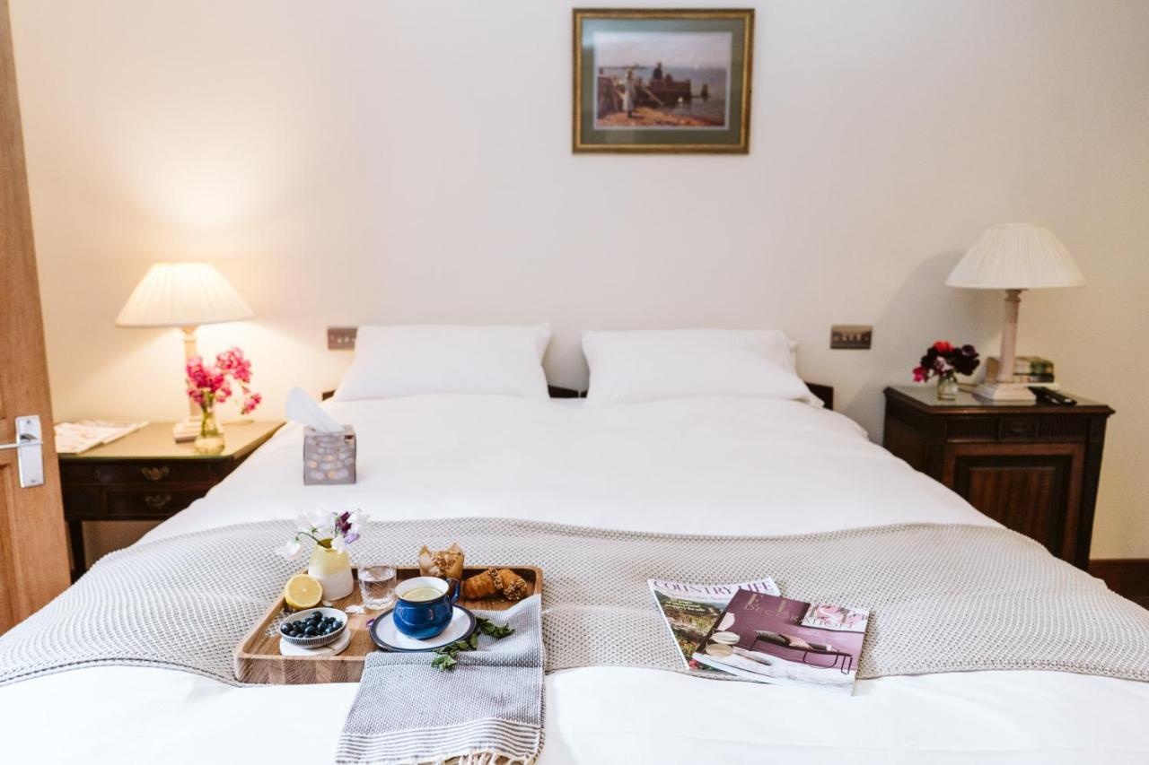 The Apple Rooms - Houghton Lodge สต็อคบริดจ์ ภายนอก รูปภาพ